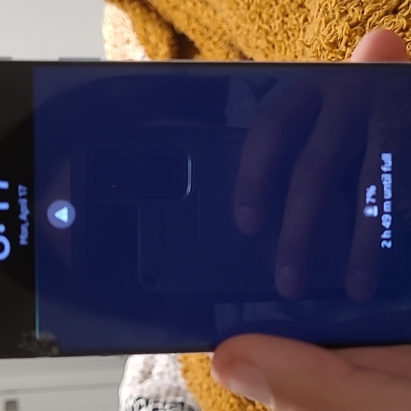 Samsung s20 - Picture 2 of 3